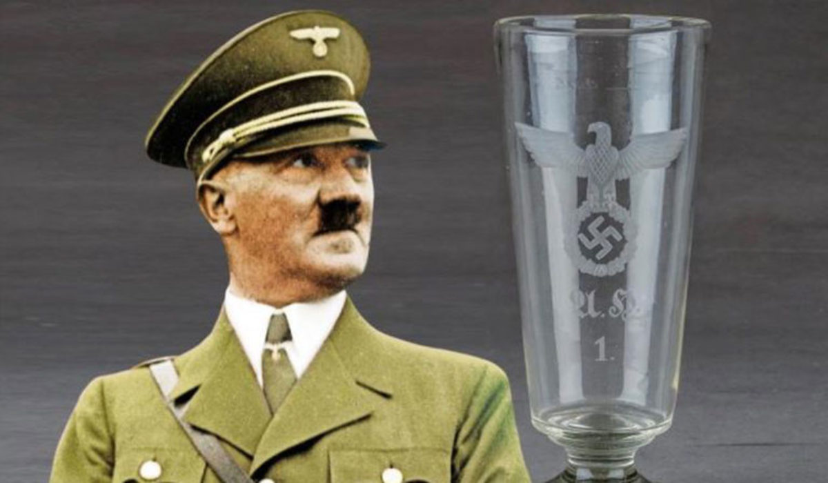 حراج  لیوان شخصی هیتلر به قیمت 11000 دلار (+عکس)