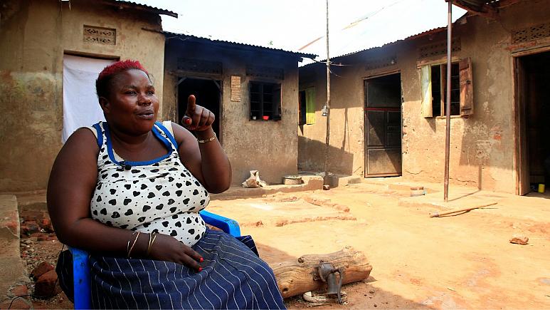 اوگاندا/ زنی که به خاطر سلامتی‌اش  ۴۴ بچه به دنیا آورده است