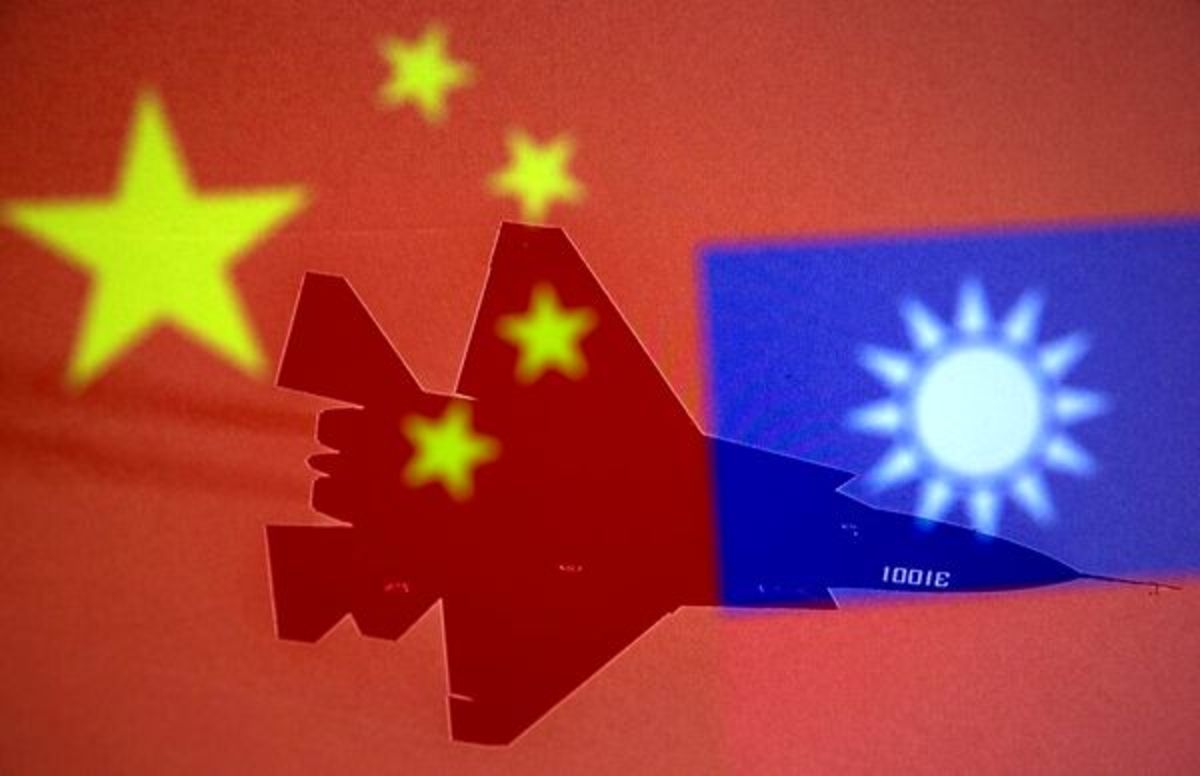 ببینید| شلیک پرتابه‌هایی از چین به تنگه تایوان
