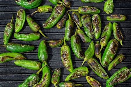 دستور تهیه ترشی فلفل کبابی؛ چاشنی خوشمزه در کنار انواع غذا