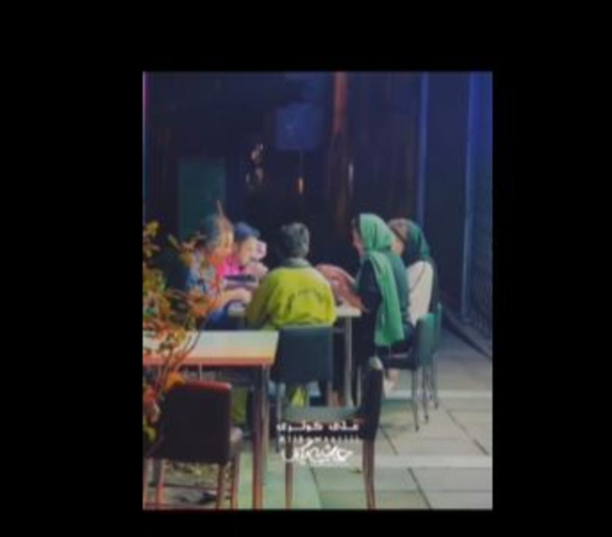 ببینید| فیلم پربازدید این روز‌های شبکه‌های اجتماعی؛ شام مشترک خانواده‌ای با کارگر شهرداری