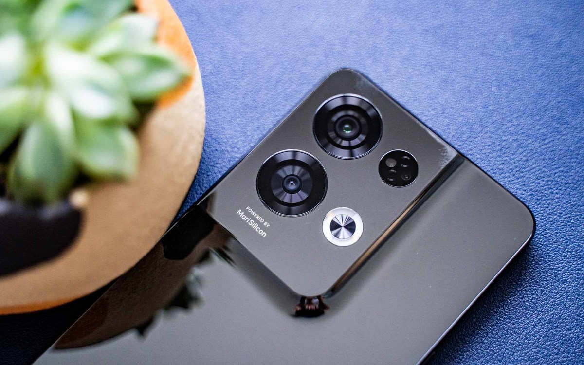 اوپو رنو8 پرو؛ طراحی تحسین برانگیز نازک ترین گوشی هوشمند یکپارچه برند(+فیلم و عکس)