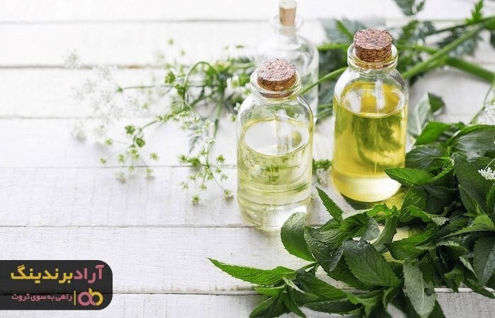 عرق یونجه برای کبد و پاکسازی آن بسیار مفید است