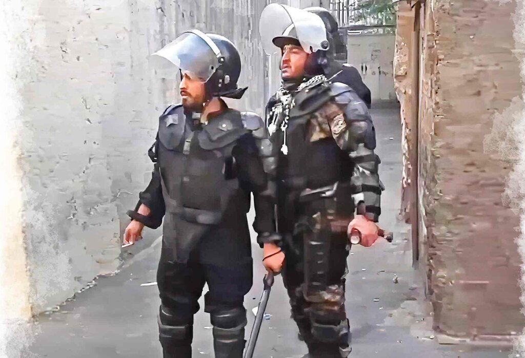این