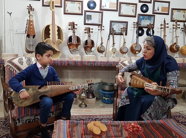 ناکامی «جشن مهرگان» و «رُباب» در یونسکو!