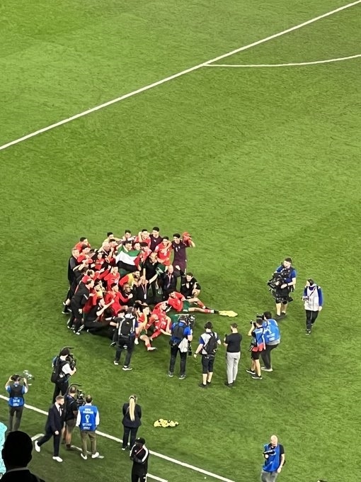 شادی مراکشی ها بعد از پیروزی تاریخی در جام جهانی (+عکس)