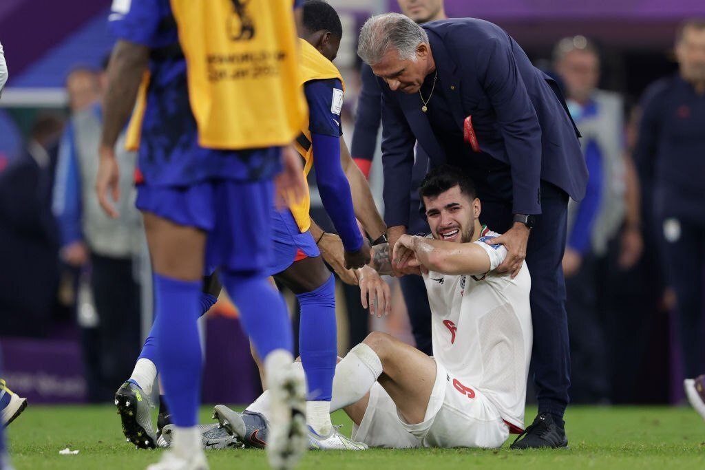 به کی‌روش باختیم نه به آمریکا