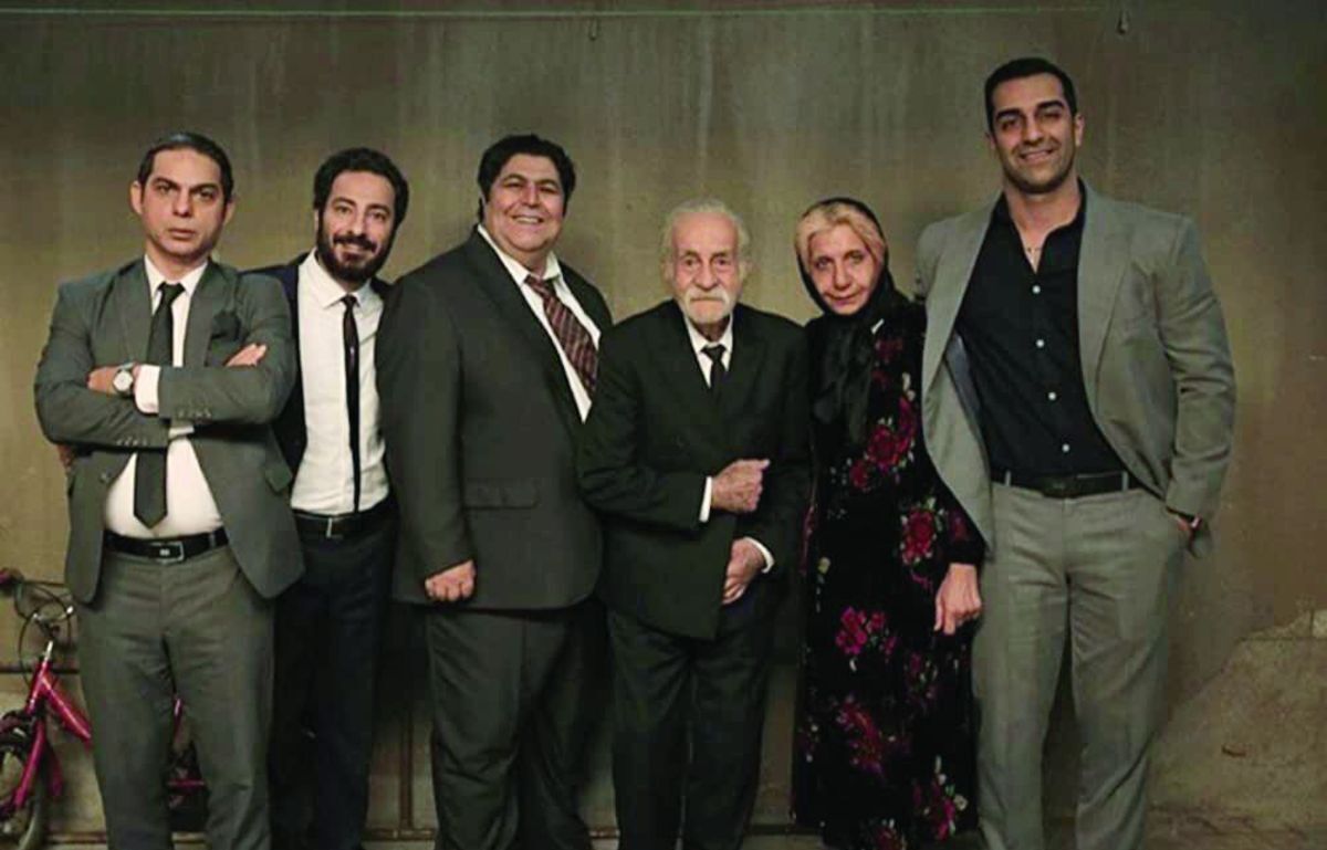 کیهان: برادران لیلا اصلا فیلم نیست/ صحنه رقص فرهاد اصلانی به سرتاسر فیلم می‌ارزد