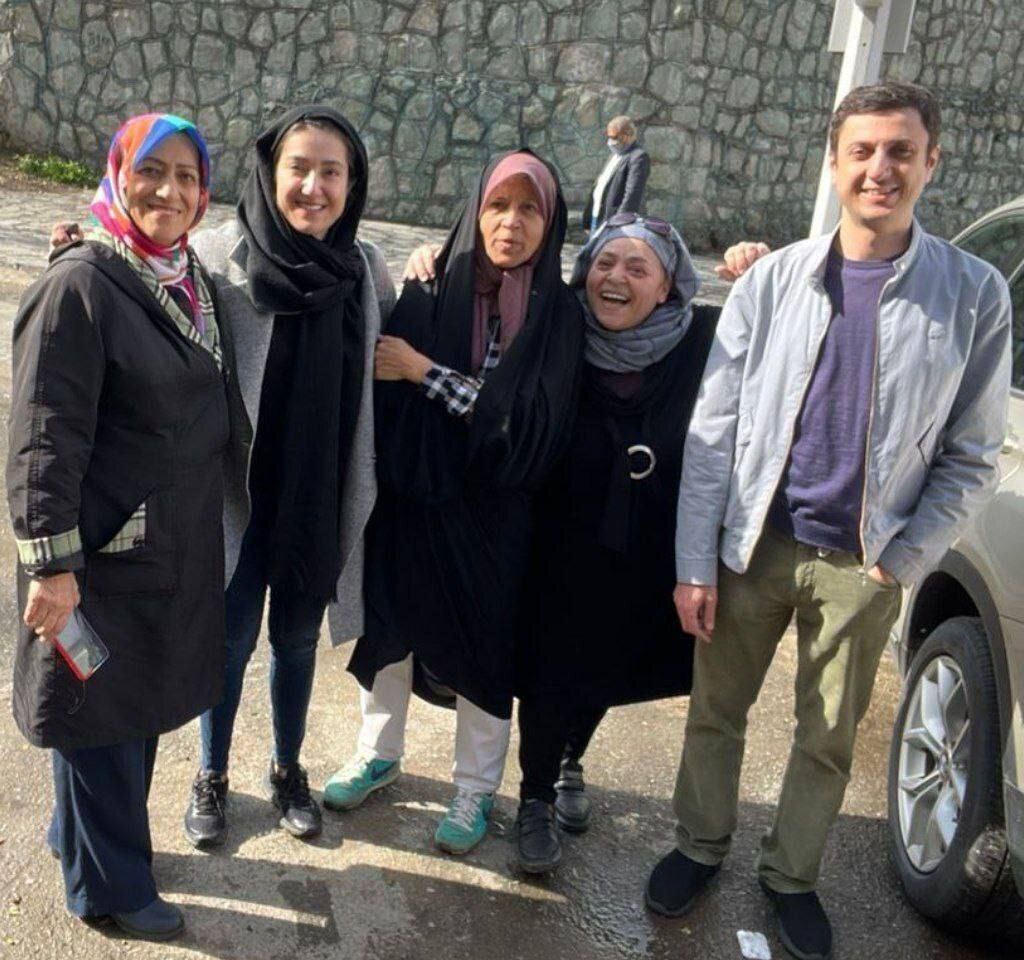 فائزه هاشمی به مرخصی آمد