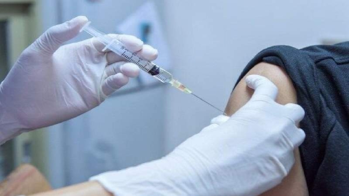 زائران حج عمره واکسن مننژیت را تزریق کنند