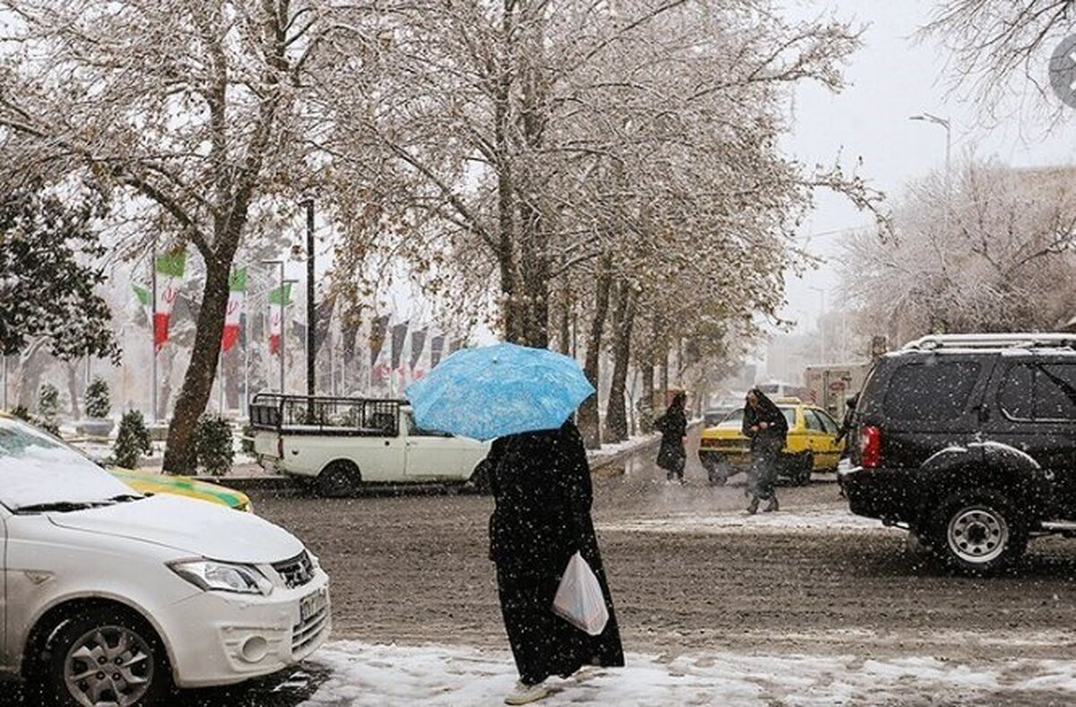 کاهش ۵۰ درصدی بارش در ایران؛ ابرها در مرز ترکیه دور می‌زنند؟ / دکل‌های چینی متهم جدید کم‌بارشی در حوضه دریاچه ارومیه