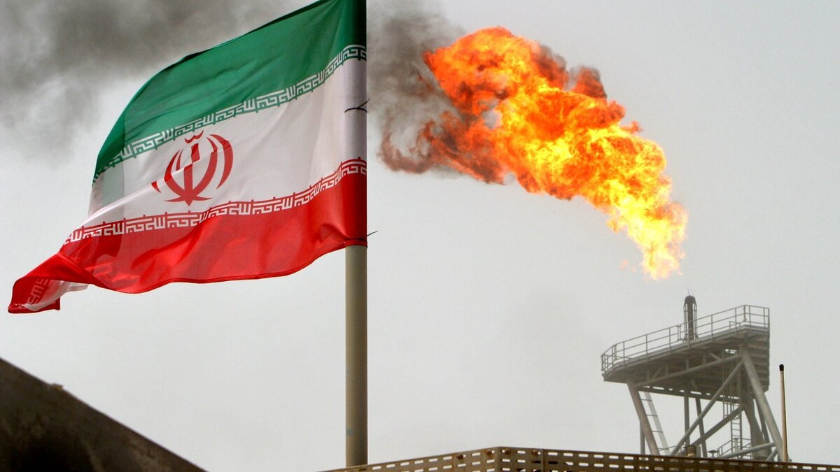 رویترز: توقف صادرات نفت ایران به چین / تهران مثل قبل تخفیف نمی دهد