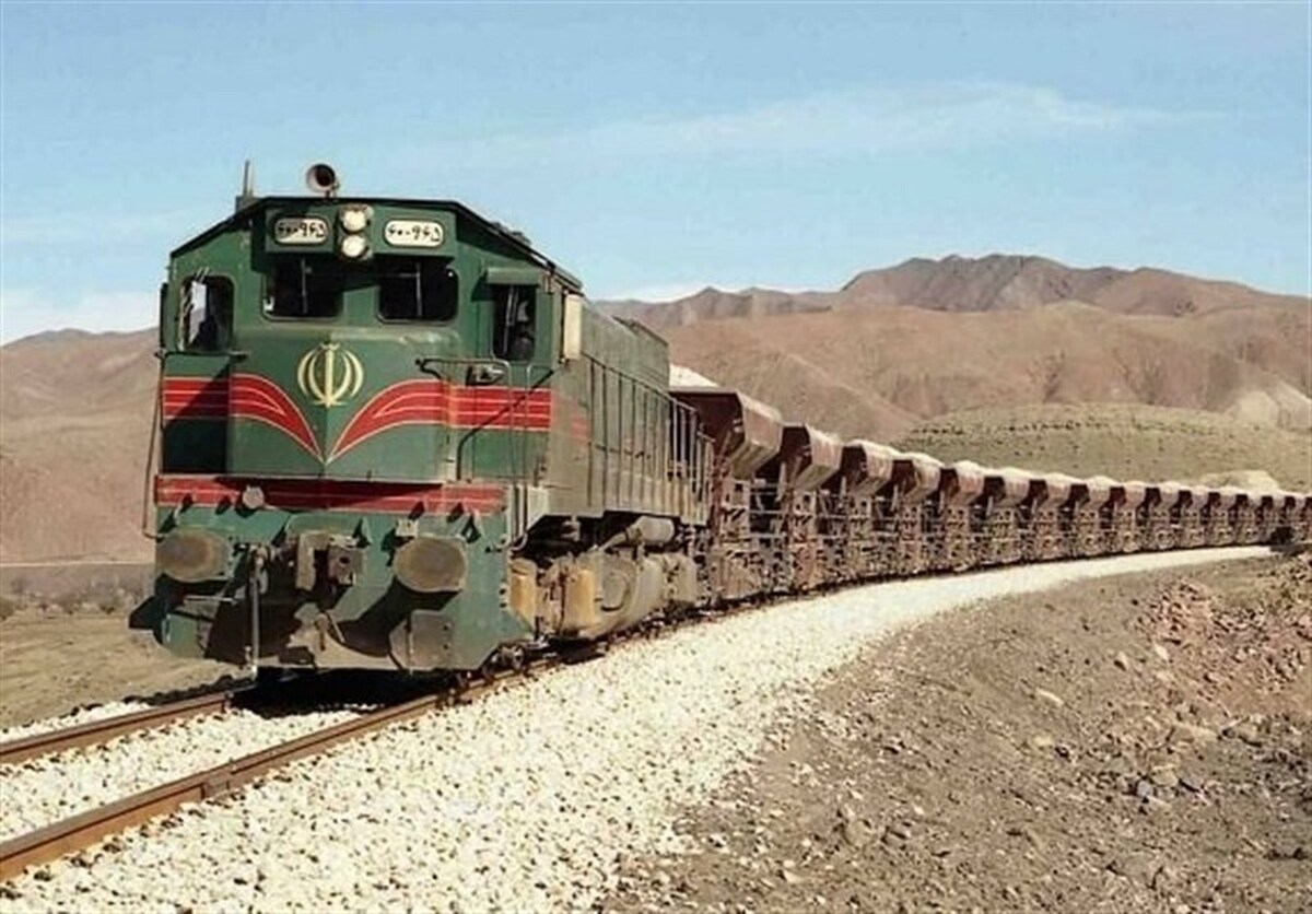 نقص فنی در قطار تهران ـ سنندج/ مسافران در سلامت کامل قرار دارند
