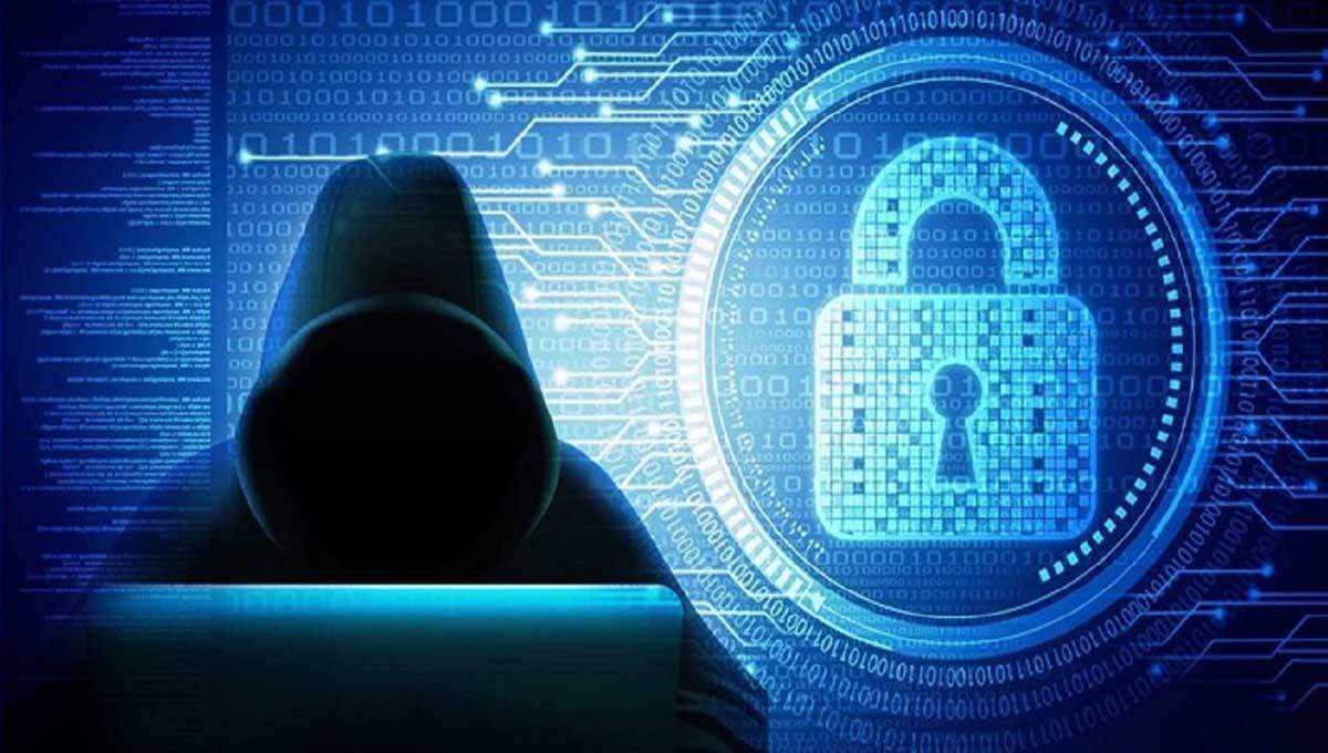 دستگیری هکر ۱۵ ساله با هک حساب ۵۰۰ نفر