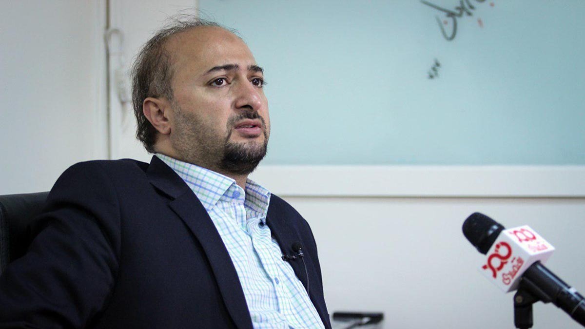 علی سرزعیم ، تحلیلگر اقتصادی : جامعه ما کم کار می‌کند/ پول در کشور ما، غلط هزینه می‌شود