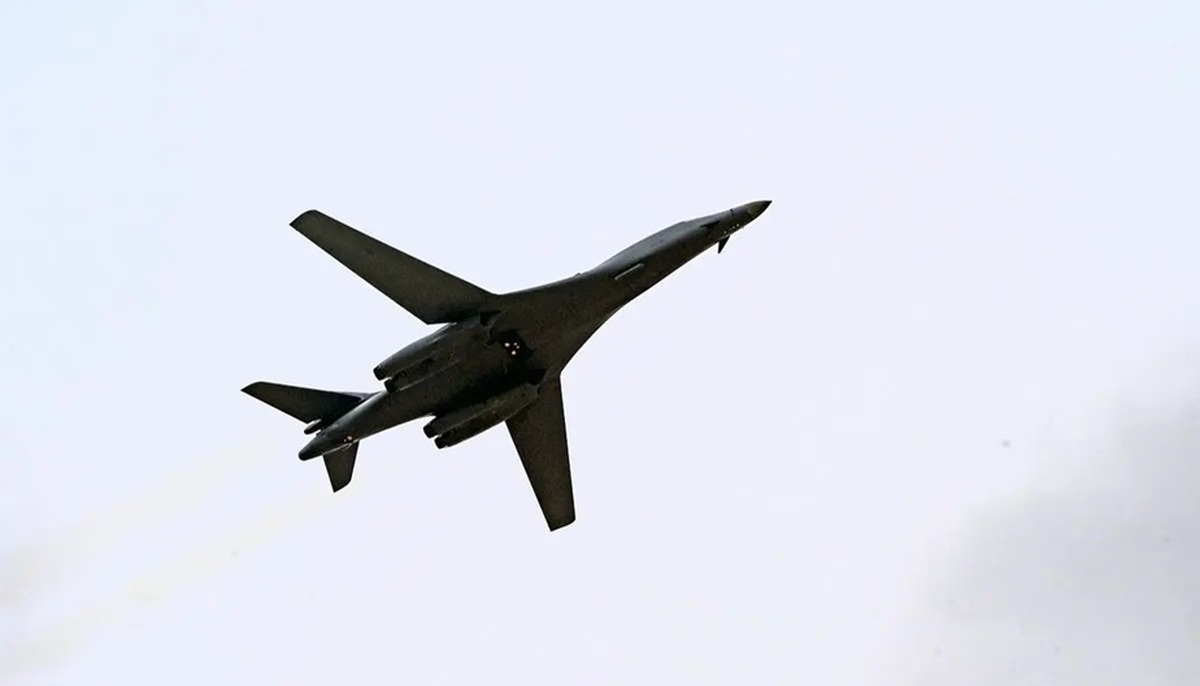 استفاده آمریکا از بمب‌افکن‌های B -1 در حمله به عراق و سوریه