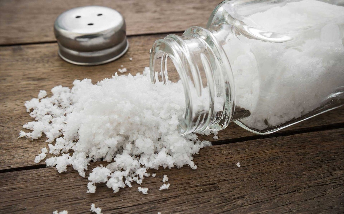 کدام نمک ضرر کمتری برای انسان دارد؟ (فیلم)
