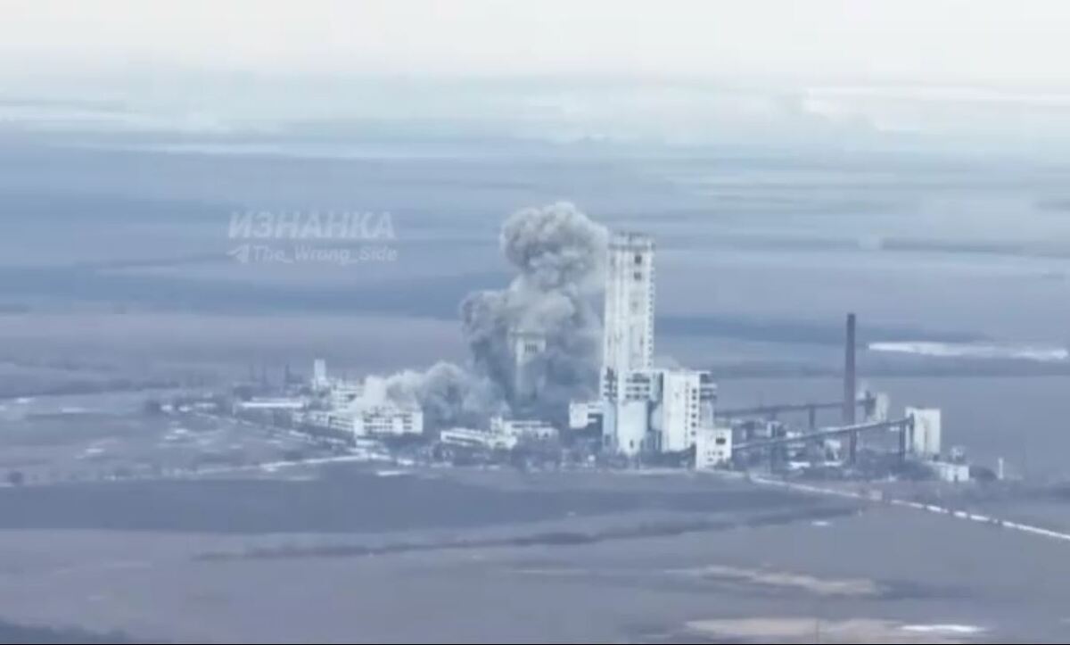 لحظه اصابت بمب پیشرفته روسیه به معدن زغال سنگ در اوکراین (فیلم)