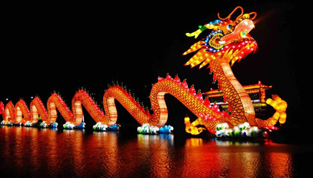 سال اژدها، سالی خوش‌یمن در تقویم قمری چینی که خرد و کامیابی می‌آورد