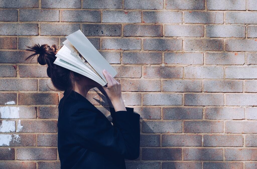 چرا بیشتر کتاب‌هایی که می‌خوانیم را فراموش می‌کنیم؟