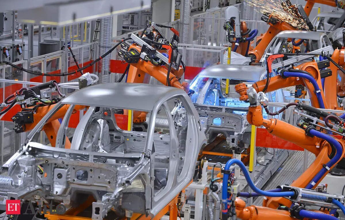 خرید کمتر ربات، به صنایع اتومبیل‌سازی و غذایی در آمریکای شمالی ضربه زده‌است (فیلم)