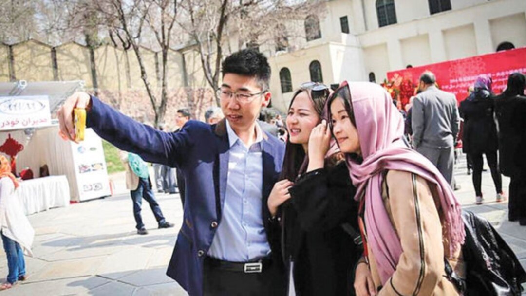 روزنامه چینی بررسی کرد: چرا بسیاری در ایران نگاه مثبتی به چین ندارند؟