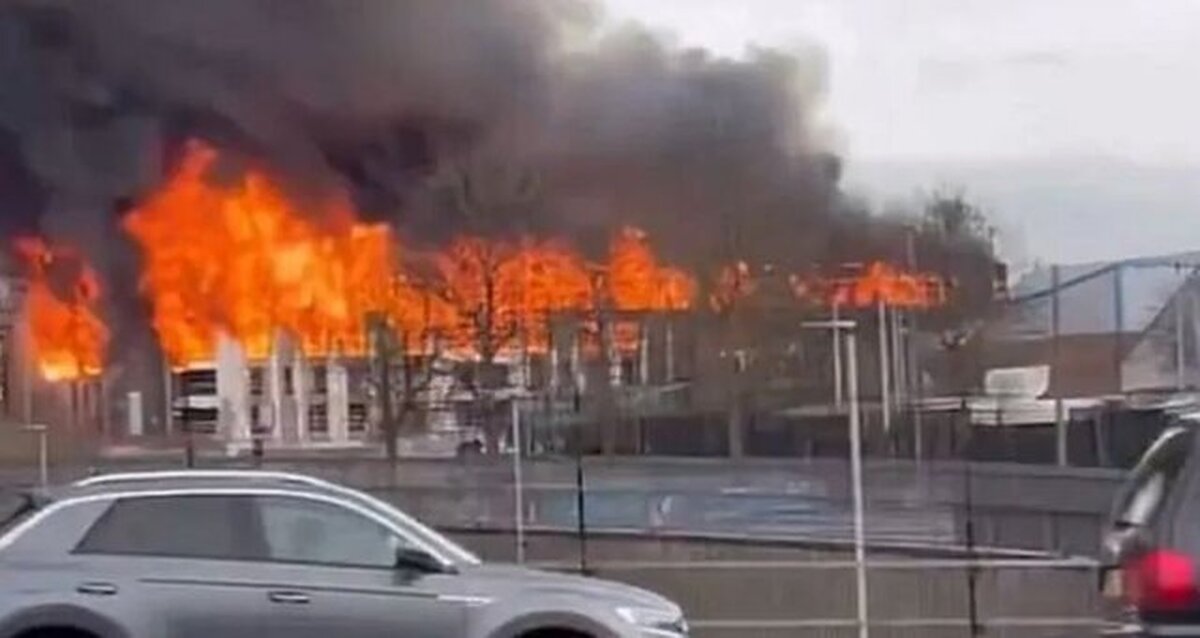آتش سوزی گسترده یک ساختمان در مرکز «لیورپول»