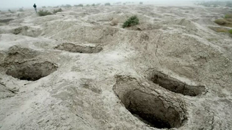 گزارشی از کشف هیجان انگیز رژ لب 4 هزار ساله در ایران