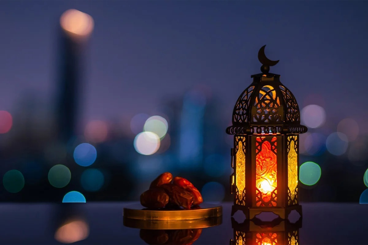 ماه مبارک رمضان در خان یونس در دو سال متفاوت (فیلم)