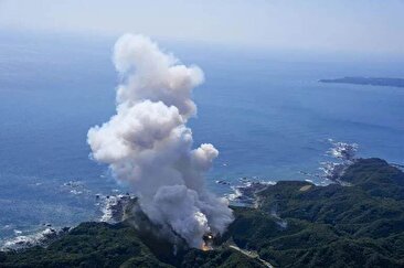 انفجار موشک ژاپنی دقایقی پس از پرتاب (فیلم)