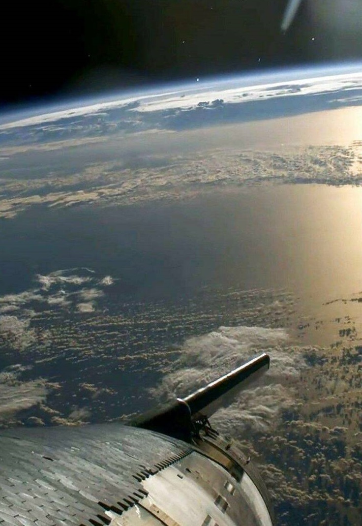 منظره ای خاص از فضا که توسط اسپیس اکس ثبت شده است(عکس)
