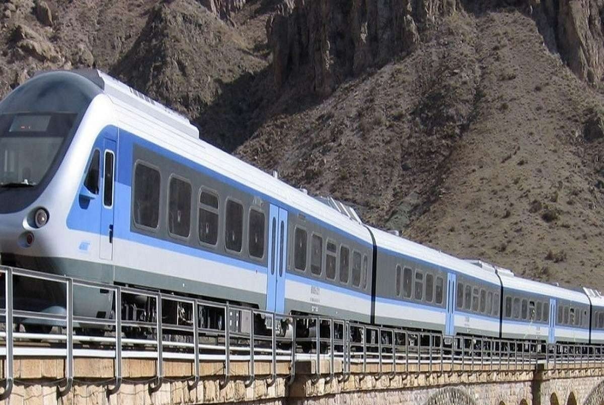راه‌ آهن سریع السیر تهران-مشهد، یکی از بارزترین نمونه‌های هدر رفت منابع کشور است