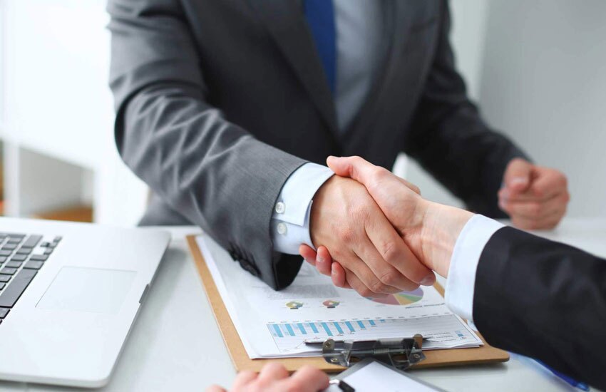 چرا توسعه ارتباطات تجاری اهمیت دارد