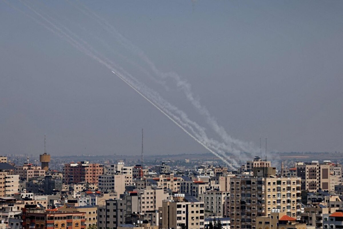 شلیک ۳۰۰ موشک به سمت اسرائیل (فیلم)