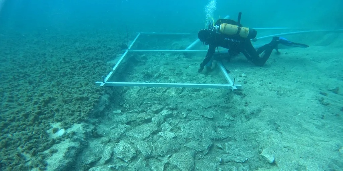 کشف جاده 7 هزار ساله در کف دریای مدیترانه (فیلم)