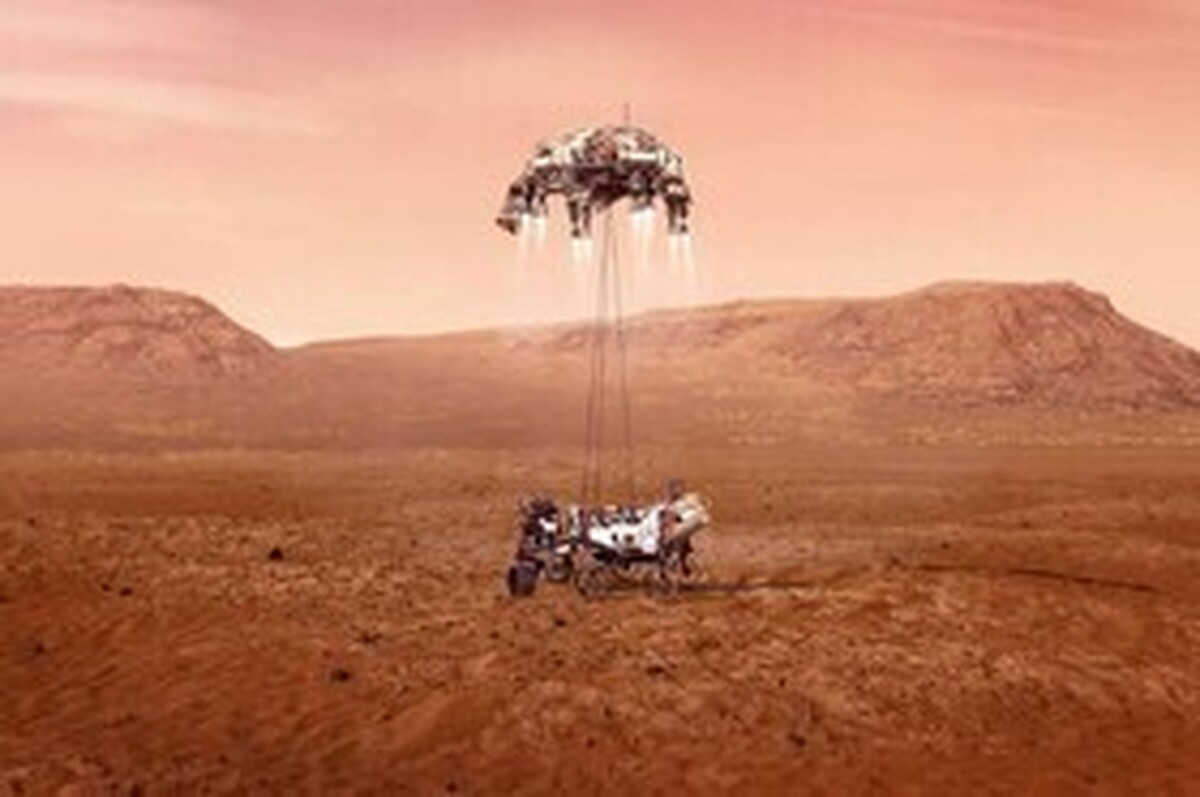 تصاویری حیرت انگیز از فرایند پرواز و فرود سفینه بدون سرنشین بر مریخ (فیلم)
