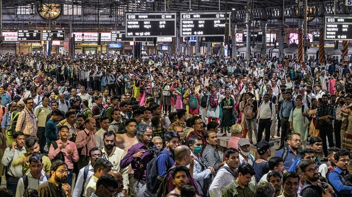 فیلم: هند در جمعیت از چین جلو زد؛ یک میلیارد و ۴۲۸ میلیون و ۶۰۰ هزار نفر