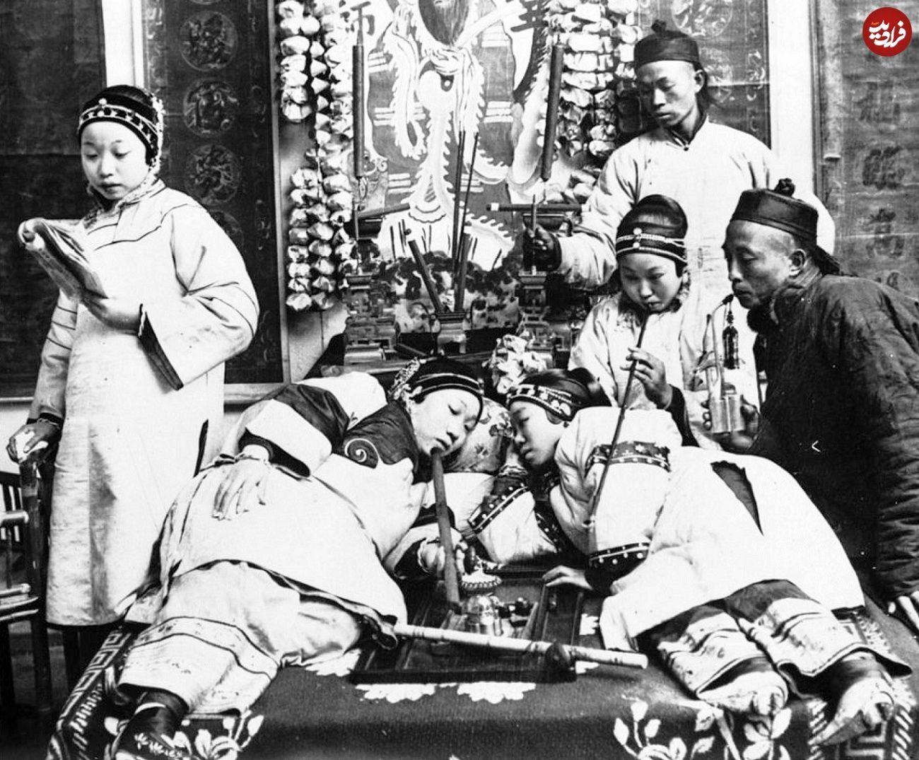 چین در چنگال افیون/ عکس‌های تاریخی از شیره‌کش‌خانه‌های چینی