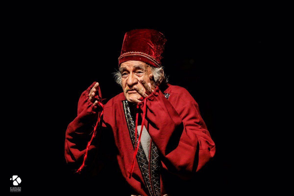 غوغای «خوشدلان» در تهران/ در این دنیا همه چیز بیمعنی است جز بدبختی! غوغای «خوشدلان» در تهران/ در این دنیا همه چیز بیمعنی است جز بدبختی!