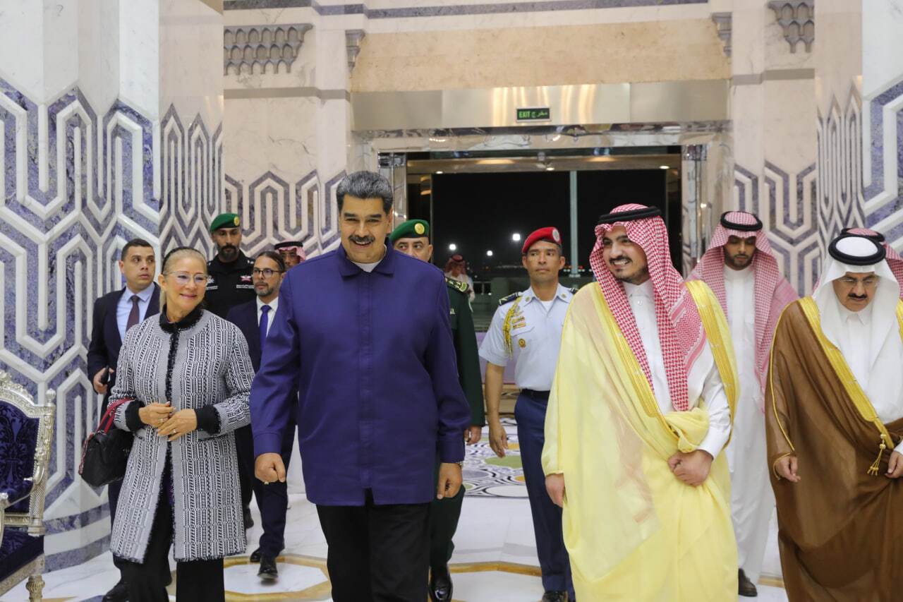 سفر رئیس جمهور ونزوئلا به عربستان سعودی / دیدار با بن سلمان (عکس)