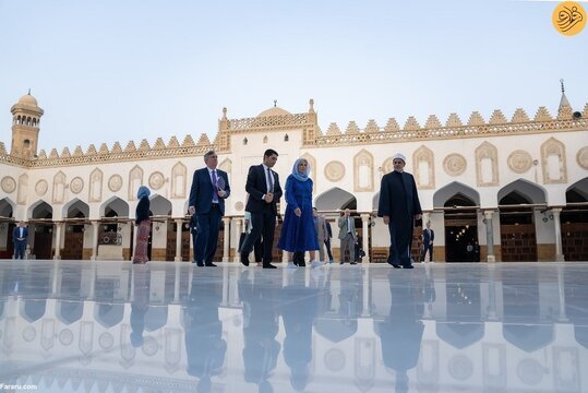 پوشش متفاوت همسر بایدن (عکس)