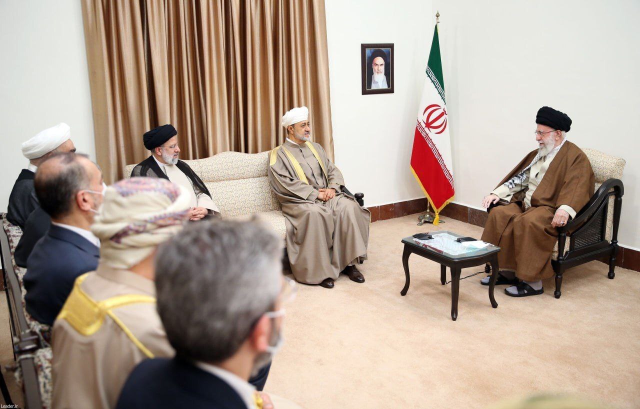 دیدار سلطان عمان با مقام معظم رهبری