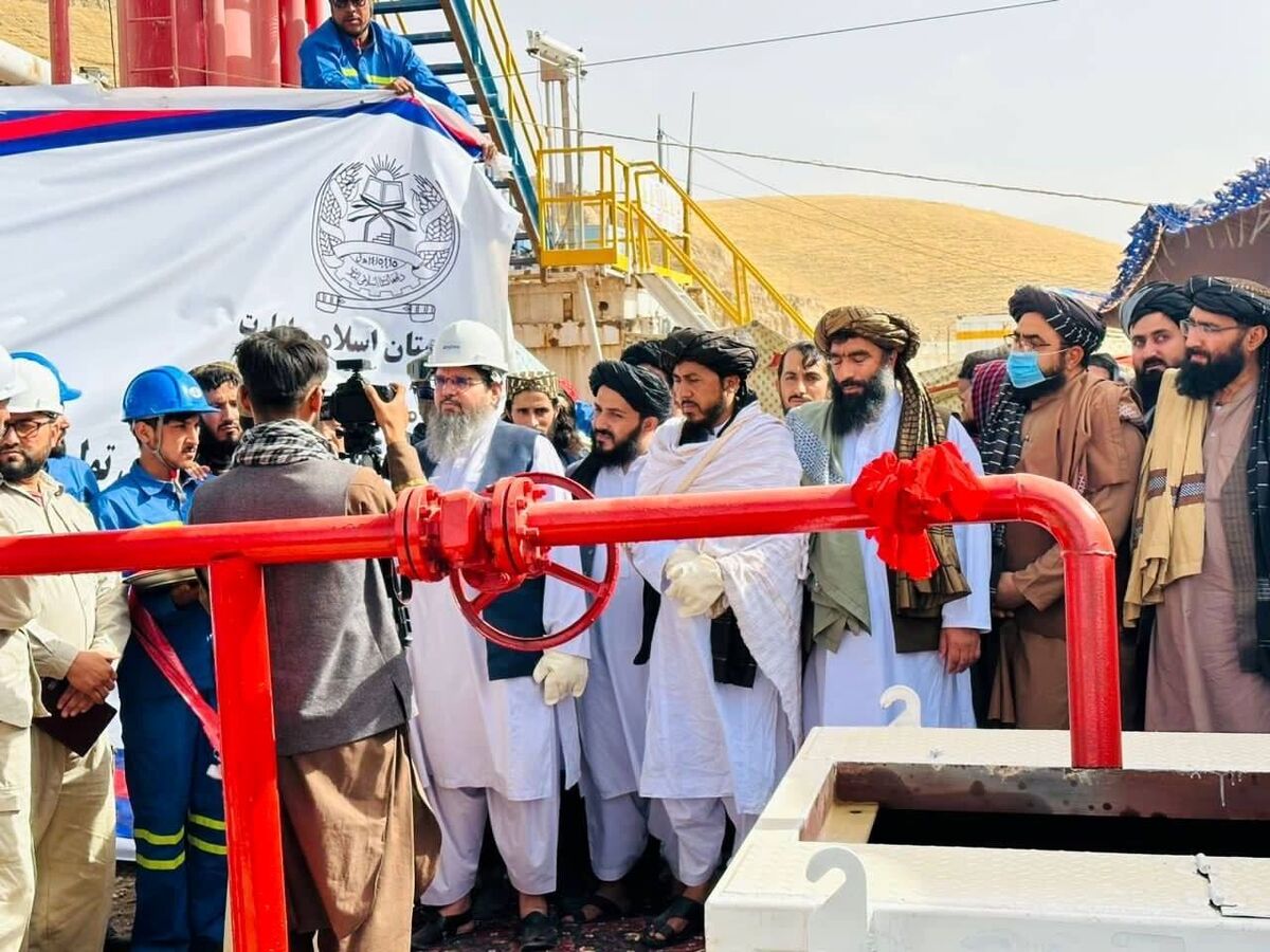 آغاز تولید نفت در افغانستان با کمک چینی ها (+ عکس)