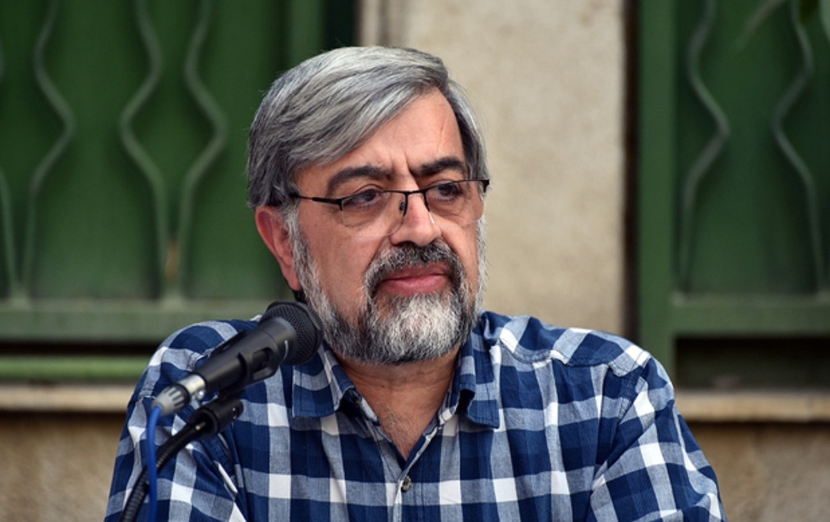 واکنش فرزند شهید بهشتی به بیلبوردهای شهر تهران: هیچ گونه استدلالی برای حجاب اجباری در سخنان پدرم مشاهده نمی شود