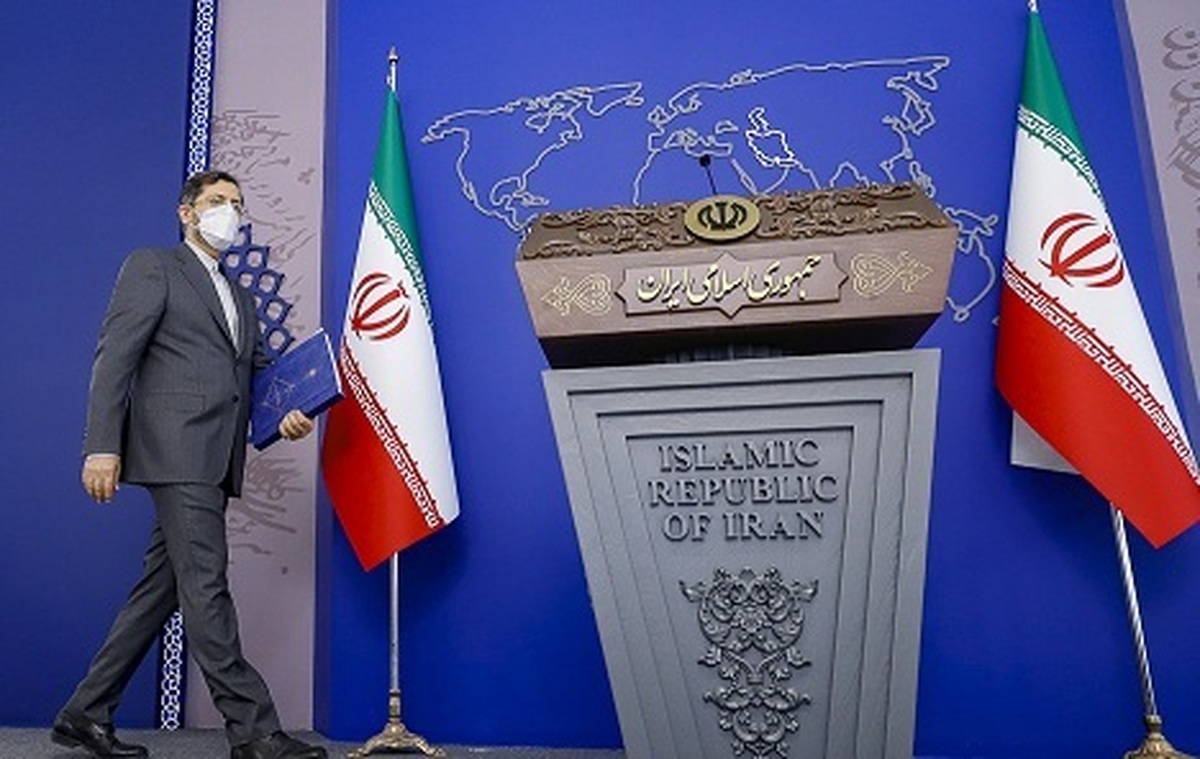 تهران، مسکو و سه جزیره/  دندان‌های دیپلماسی ما را شمرده‌اند؟!
