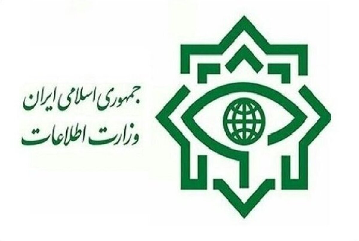 اطلاعیه وزارت اطلاعات : بازداشت اعضای شبکه‌ تروریستی در چند استان کشور (+فیلم عملیات دستگیری)