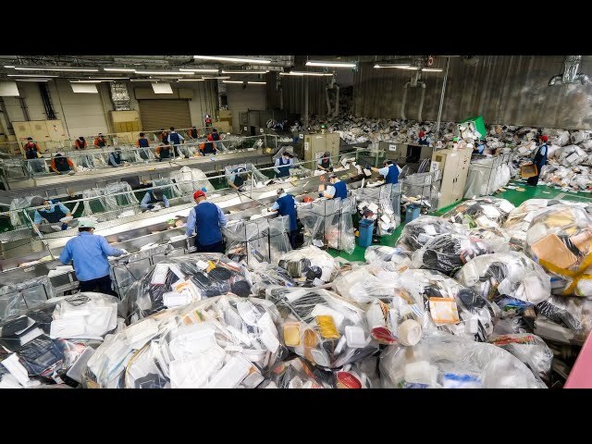ببینید ژاپنی‌ها چطور ظروف یک بار مصرف غذا را بازیافت می‌کنند (فیلم)