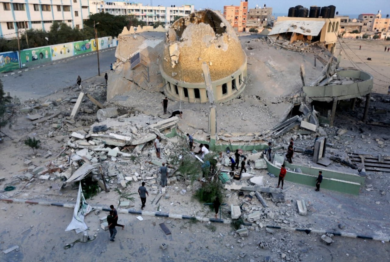 حمله اسرائیل به غزه و تخریب یک مسجد بزرگ +عکس