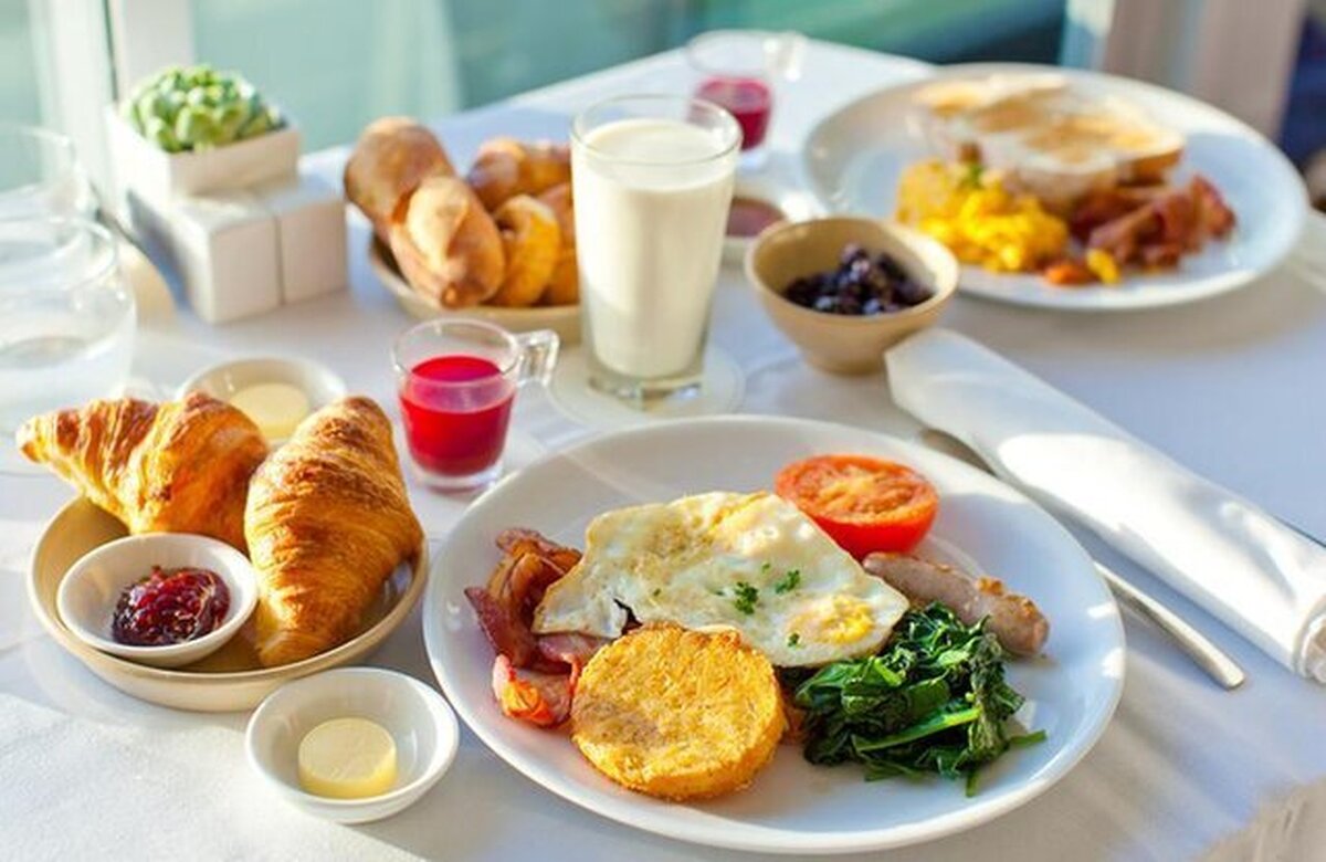 اگر صبحانه نخورید چه اتفاقی می‌افتد؟