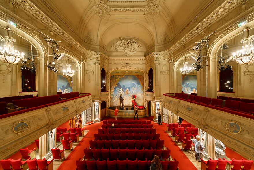 سالن های تئاتر و سینما در پاریس